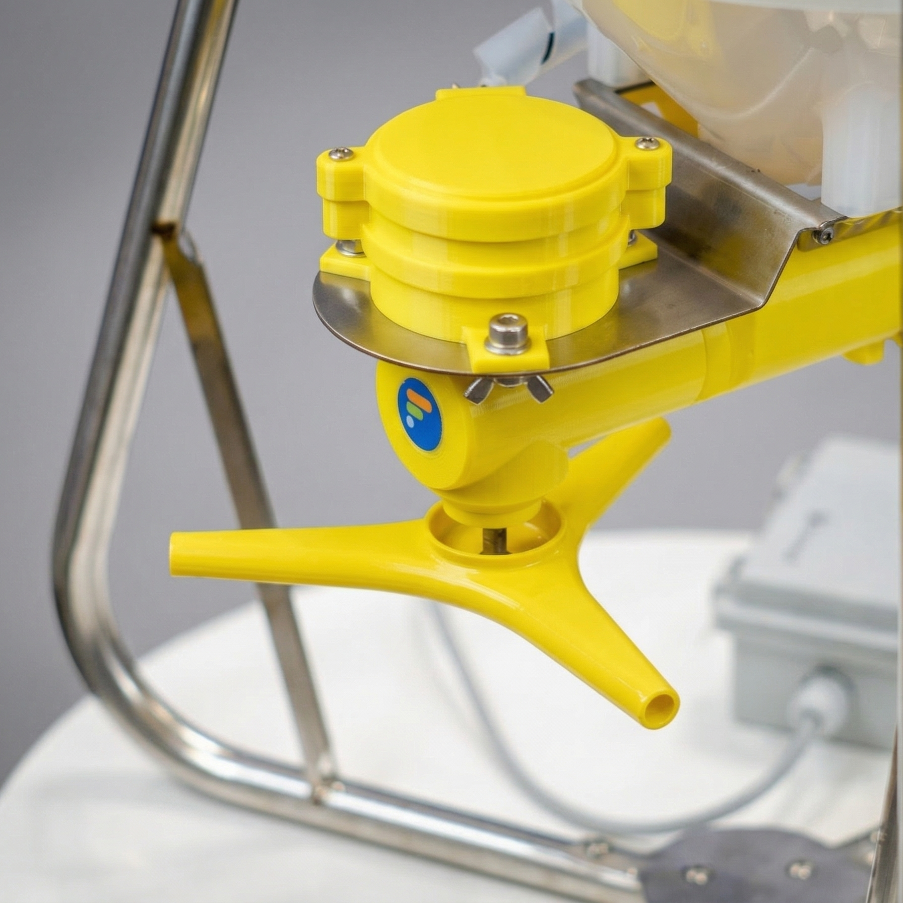 Durable materials: 304 Stainless Steel and PP Plastic
